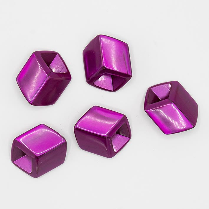 Cube  hanger Magenta