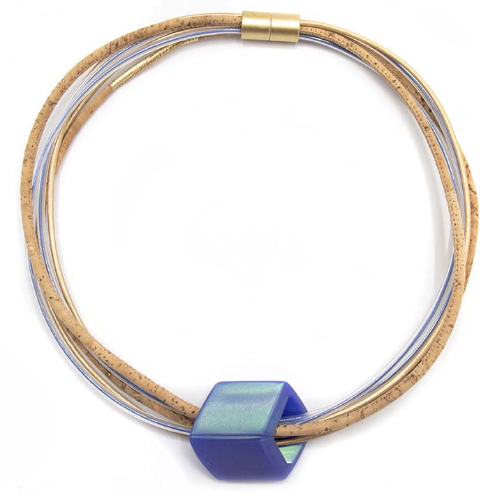 Statement  ketting van kurk en leer met 1 CUBE in blauw