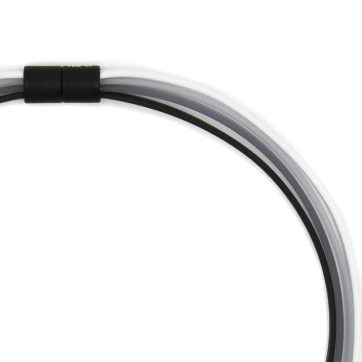 Ketting van rubber, Ribbon Black & White