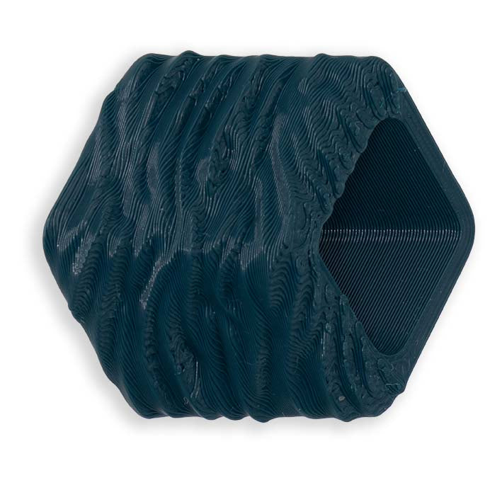 Cube hanger Teal Tree Bark van Fates, blauwgroen met schorsreliëf dat als stromend water leest