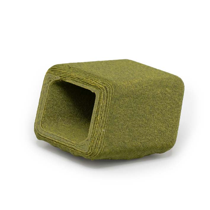 Onderkant van de groene Green Stone Rays Cube met matte, gespikkelde structuur