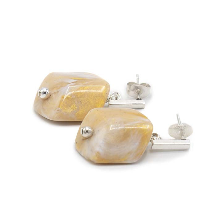 Oorbellen met  1 Cube, Ivory
