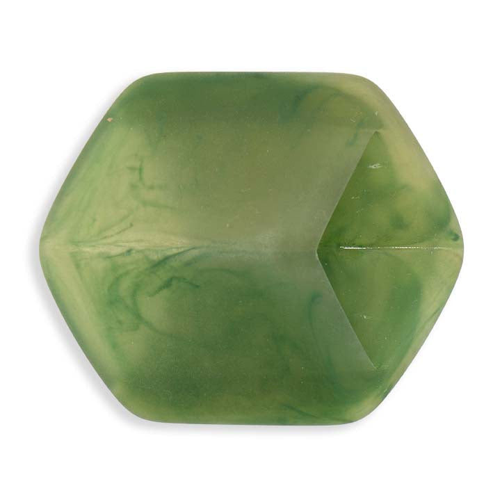 Achterkant van de Green Crocodile Cube in wakamegroen resin