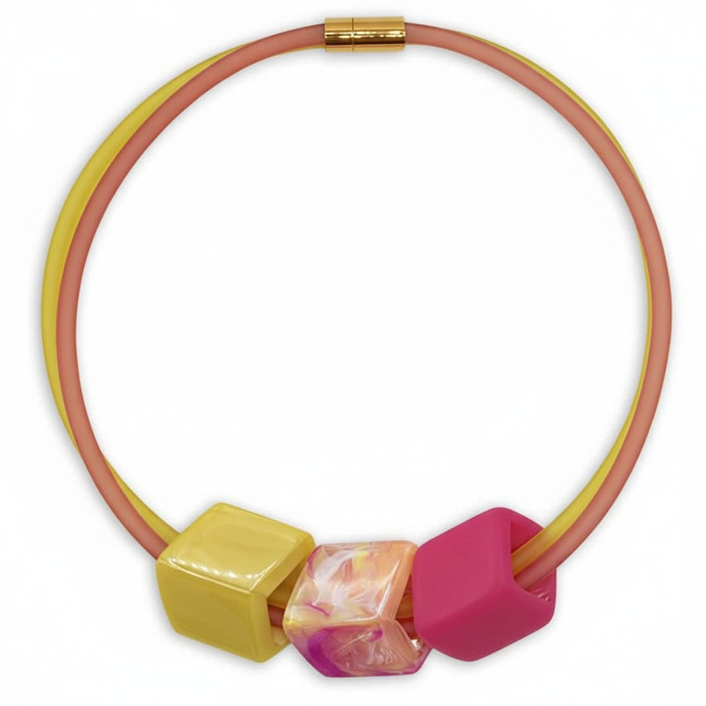 Ketting van rubber met  3 Cubes, Sorbet