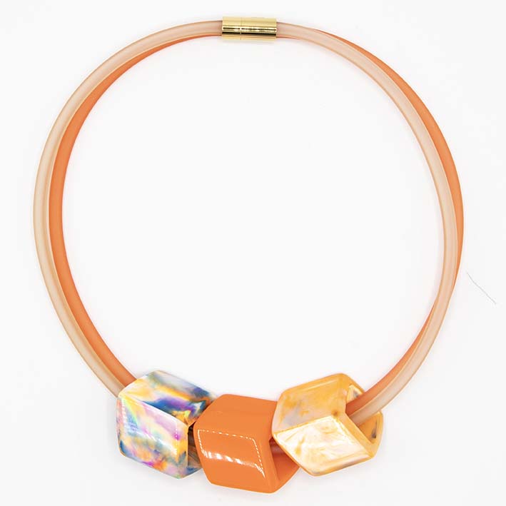 Exclusieve oranje ketting van rubber met  3 Cubes - Royal Dutch -