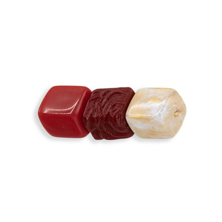 Drie mini Cubes op een rij: Red Rose, Scarlet en Ivory
