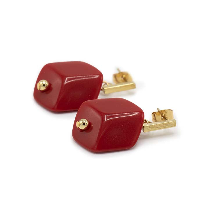 Oorbellen met  1 Cube, Scarlet Red